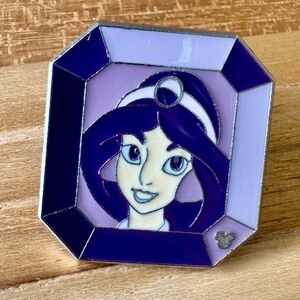 Disney Trading Pin Jasmine Aladdin Purple Princess Hidden Mickey 2008